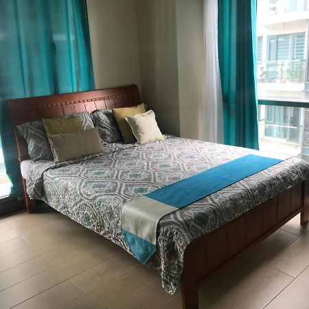 Lena’S Condotel Pasay Esterno foto
