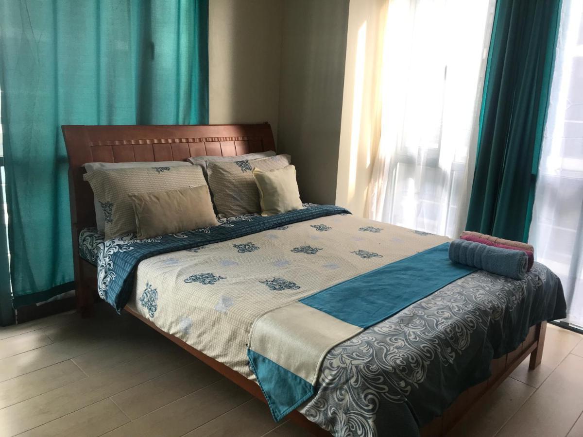 Lena’S Condotel Pasay Esterno foto